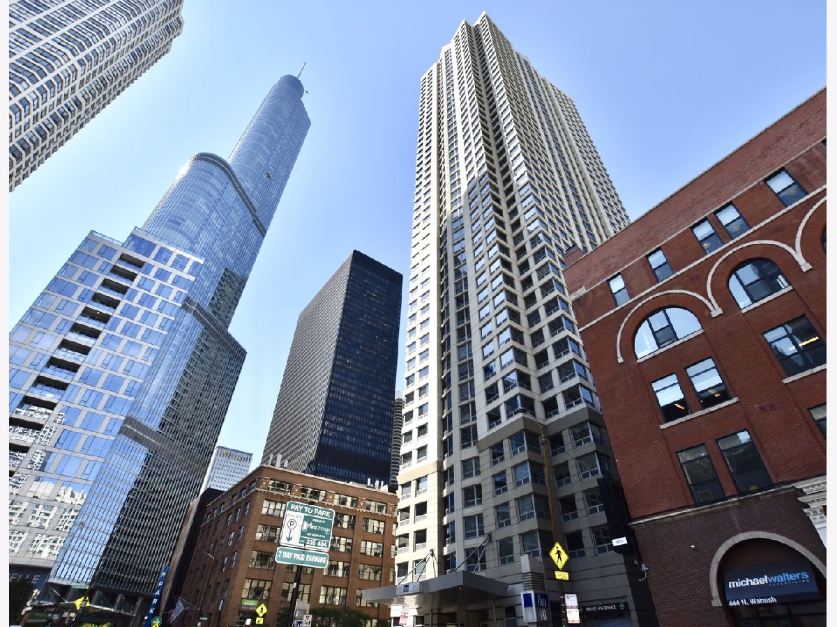 Condominiums Sold Plaza 440 Private Residences Chicago Illinois, 440 Wabash