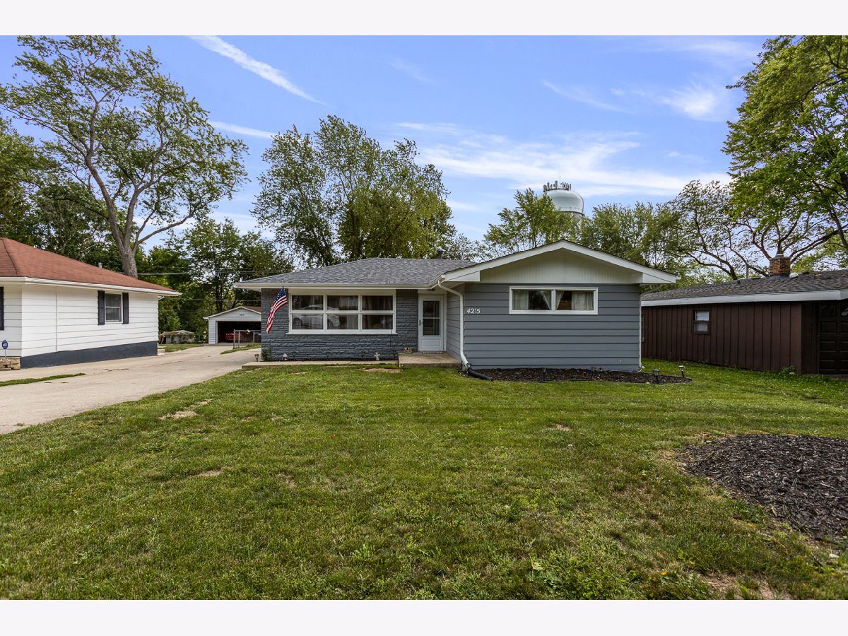Homes Sold Cooney Heights Mchenry Illinois, 4215 Ponca