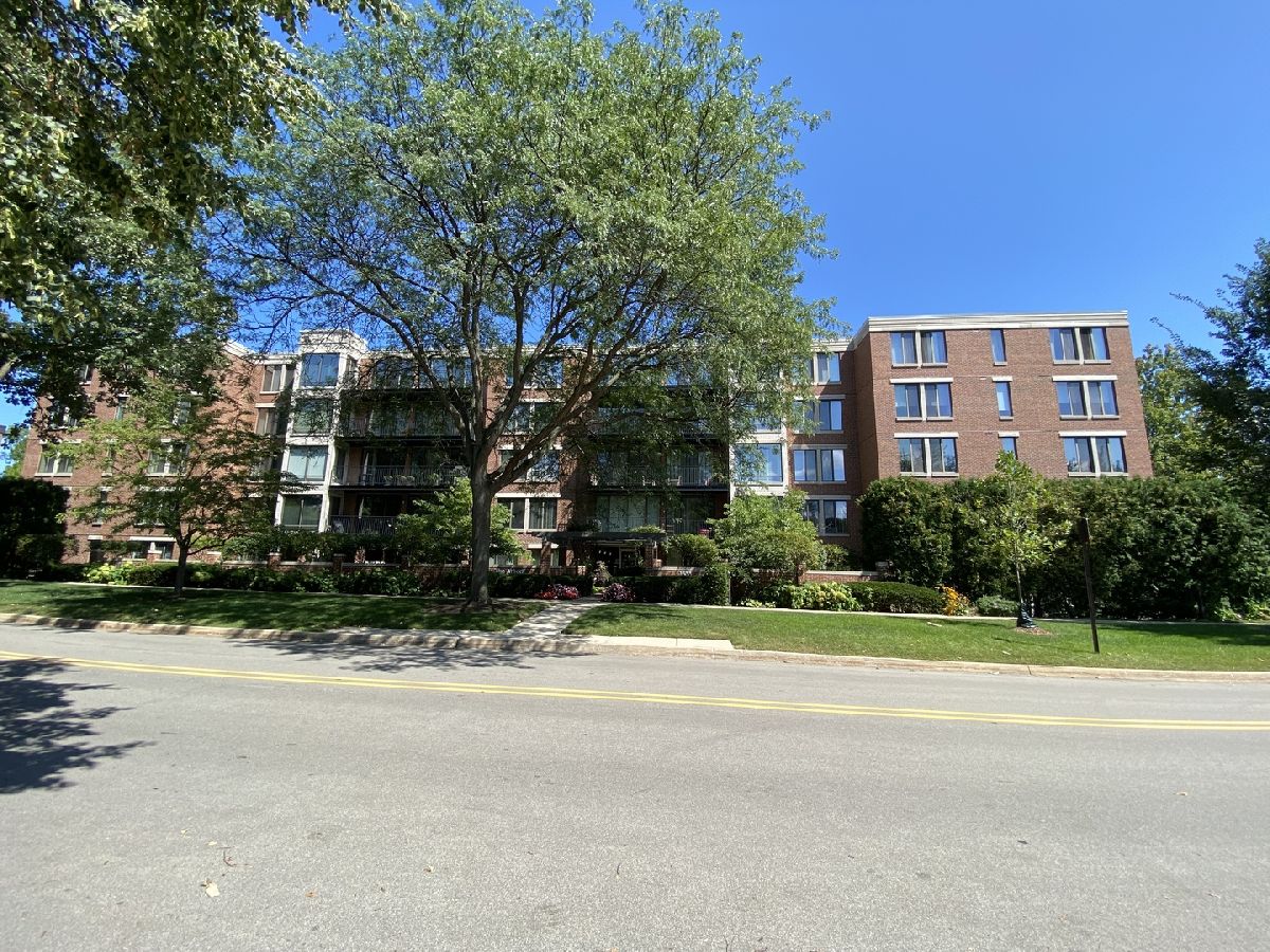Condominiums Sold The Arbors Highland Park Illinois, 1633 2nd