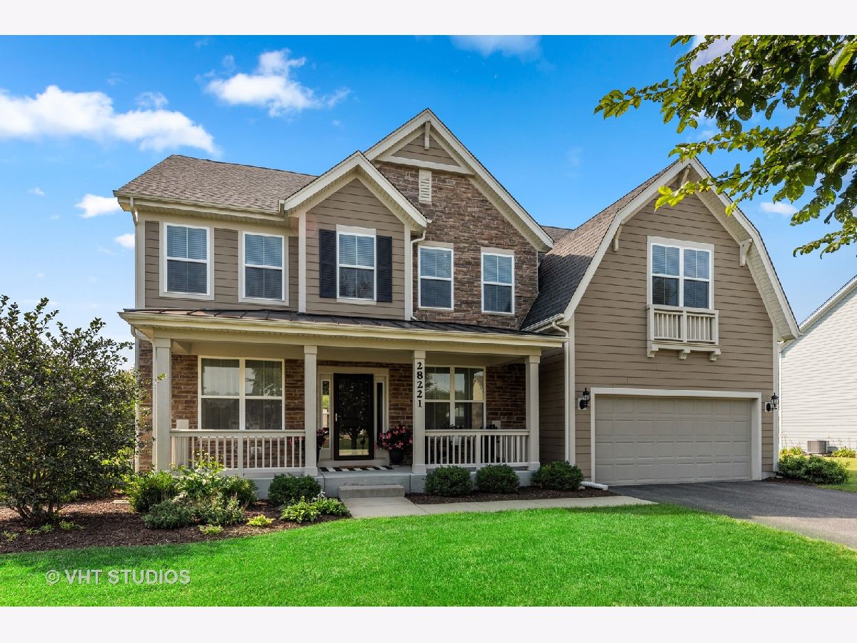 Homes Sold Riverside Of Barrington Barrington Illinois, 28221 Maple