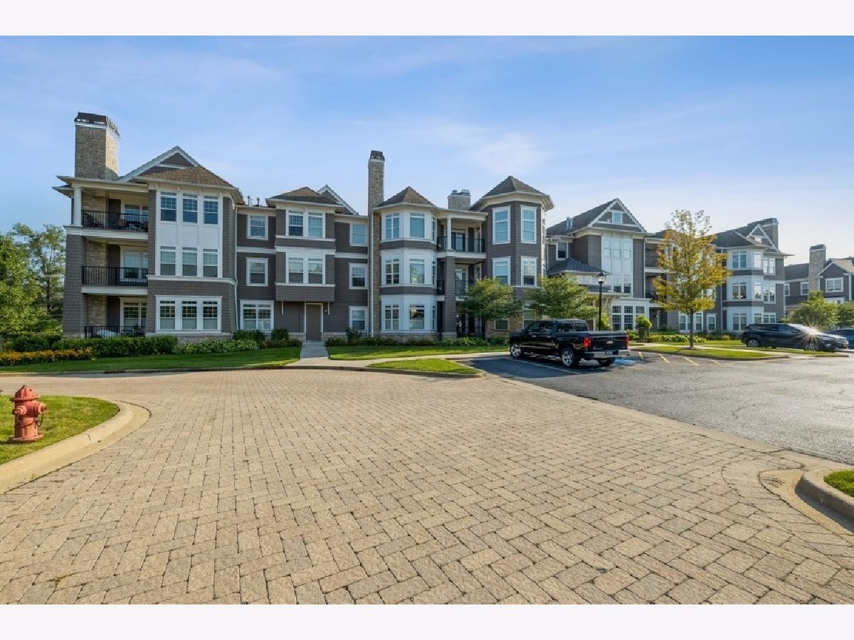 Hamptons Of Hinsdale Hinsdale IL, Condos & Townhomes For Sale & For