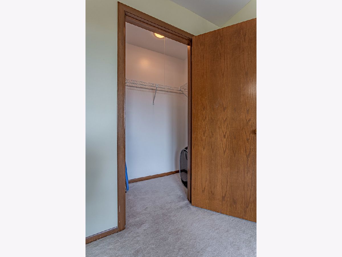 Condominiums Rented Willow Woods Elk Grove Village Illinois, 821 Oakton