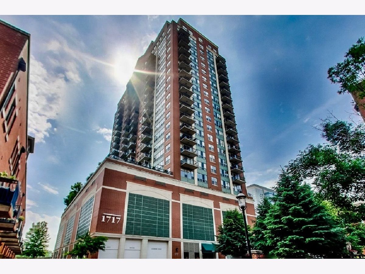 Condos & Townhomes & Homes Rented Prairie District Homes Chicago Illinois, 1717 Prairie