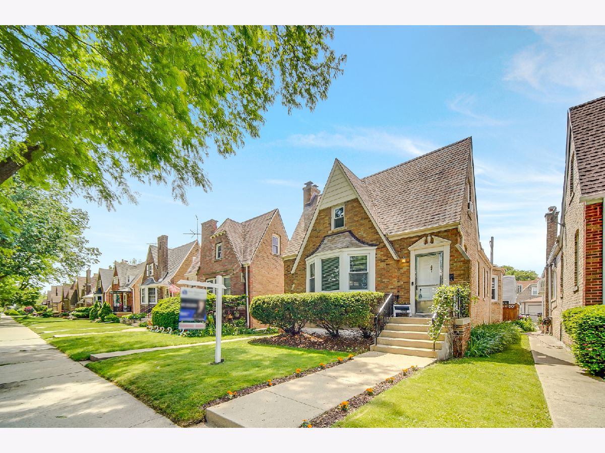 Homes & Condominiums Rented Schorsch Village Chicago Illinois, 3338 Rutherford