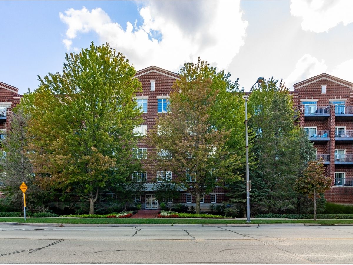 Condominiums Sold Morningside Square Downers Grove Illinois, 5329 Main