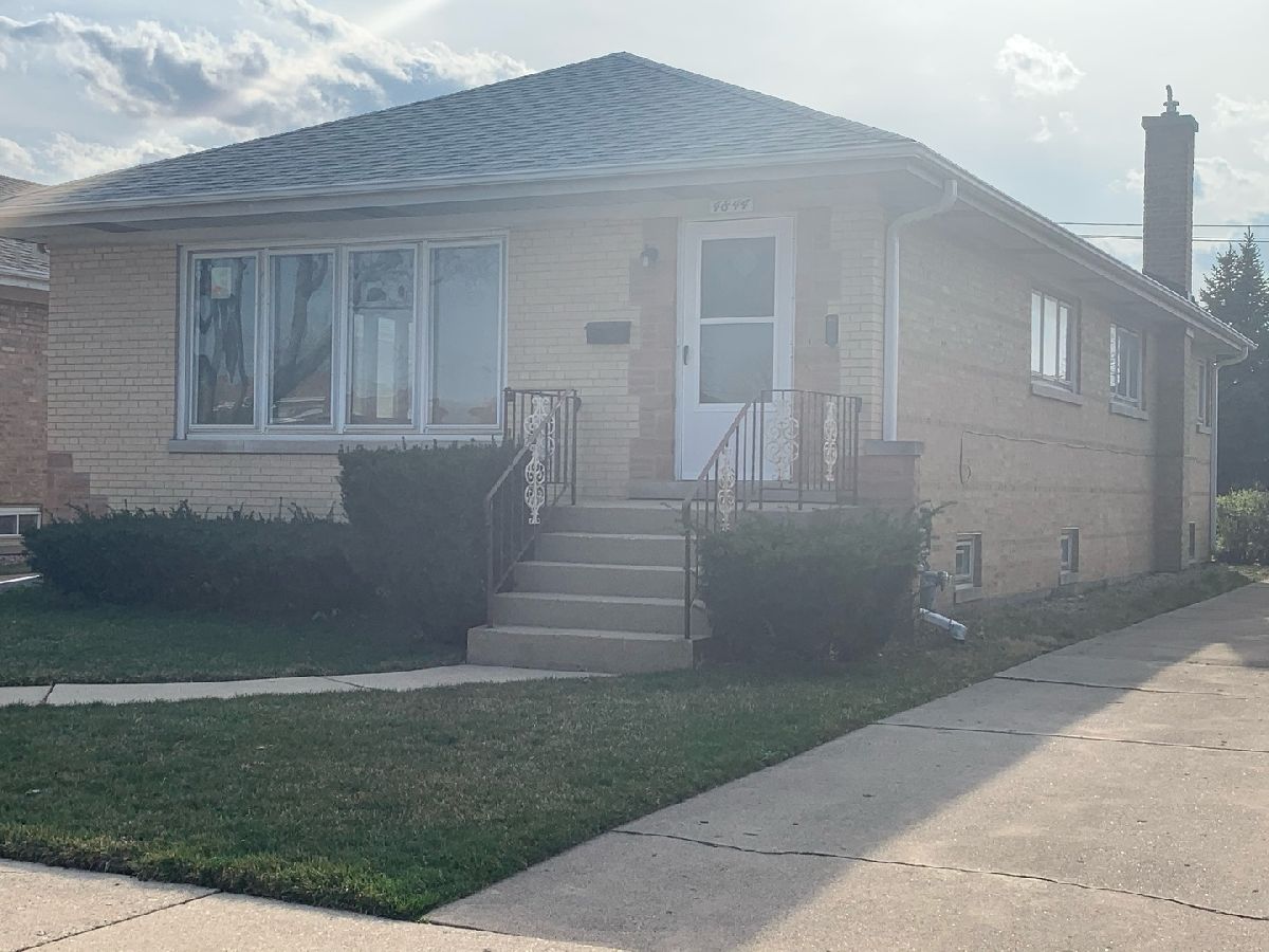 Homes & Condos & Townhomes Rented Brickman Norridge Illinois, 4844 Greenwood