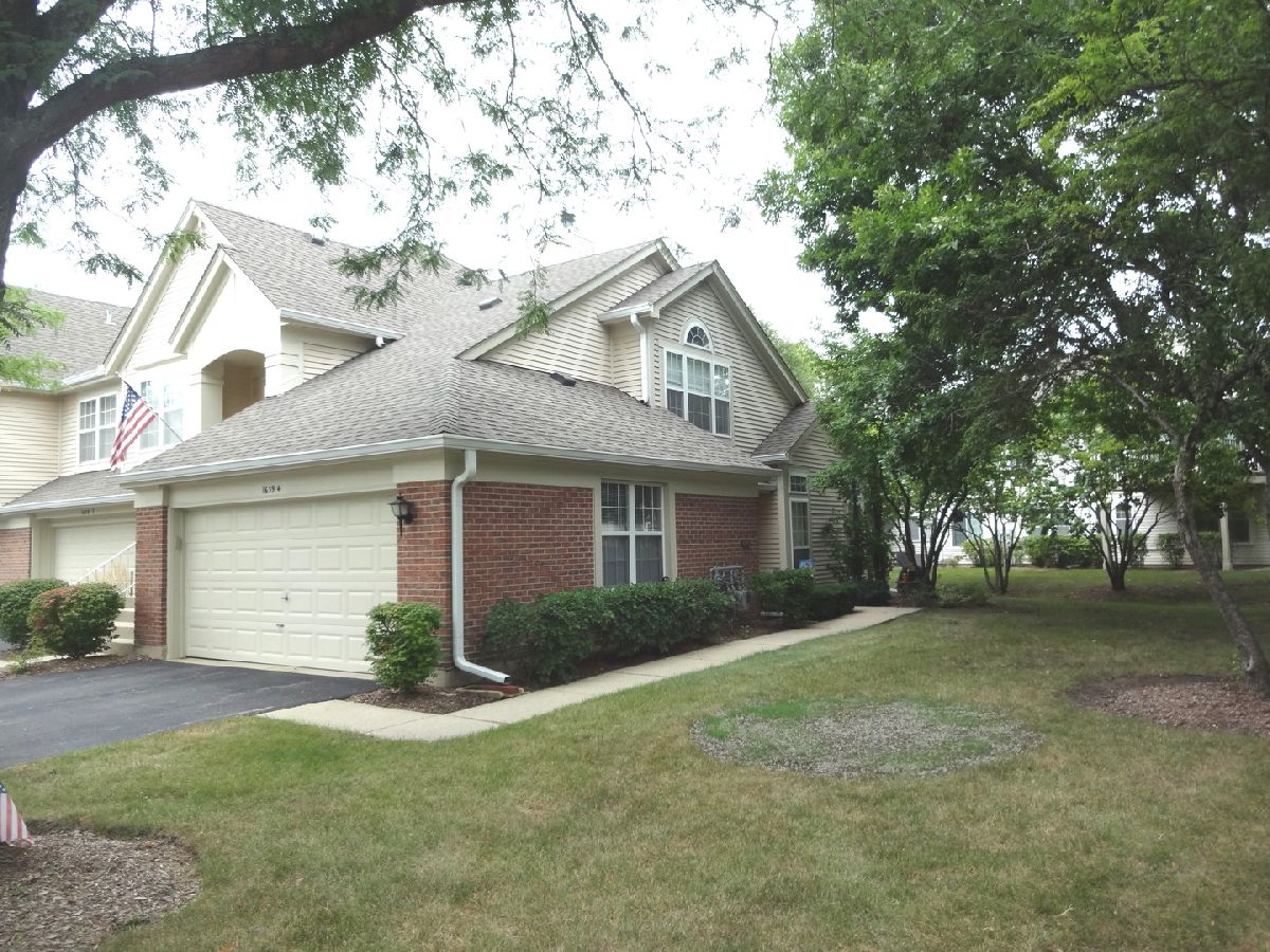 Townhomes & Condos & Homes Sold Fairfax Commons Silvercrest Bartlett Illinois, 1639 Colfax