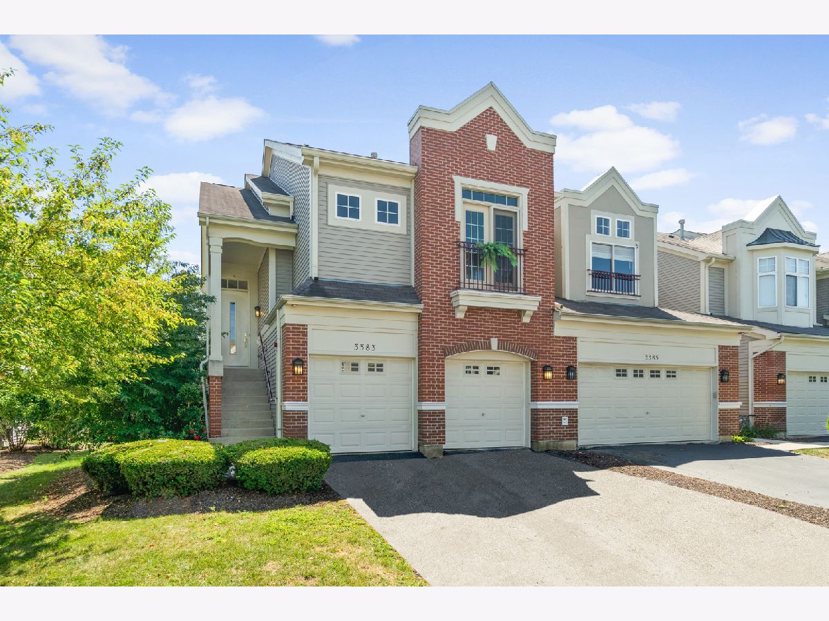 Townhomes Sold Heatherstone East Naperville Illinois, 3383 Rosecroft