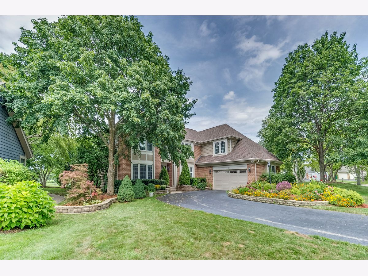 Homes Sold Churchill Lane Buffalo Grove Illinois, 557 Coventry