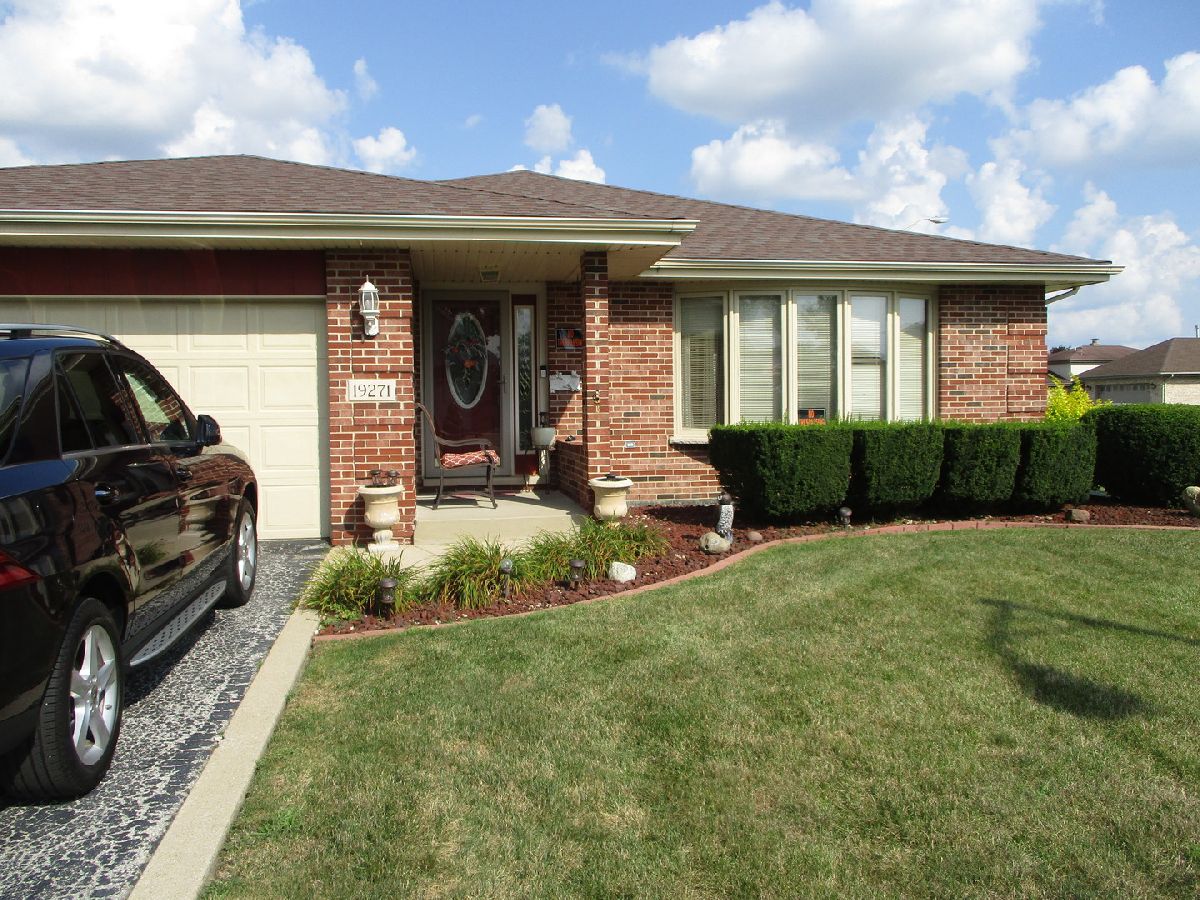 Homes Sold Wentworth Park Lansing Illinois, 19271 Lange