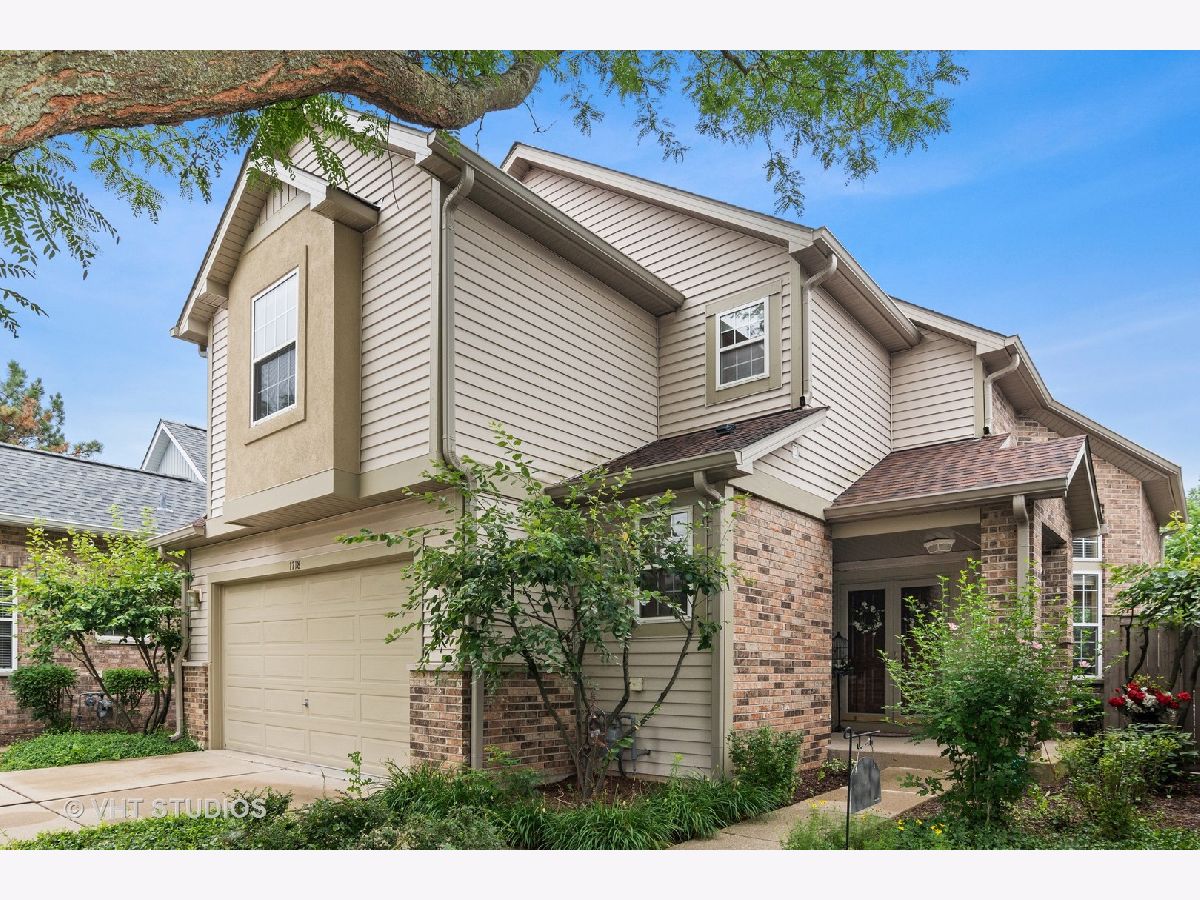 Townhomes & Condos & Homes Sold Berkshire Oakbrook Terrace Illinois, 1718 Astor