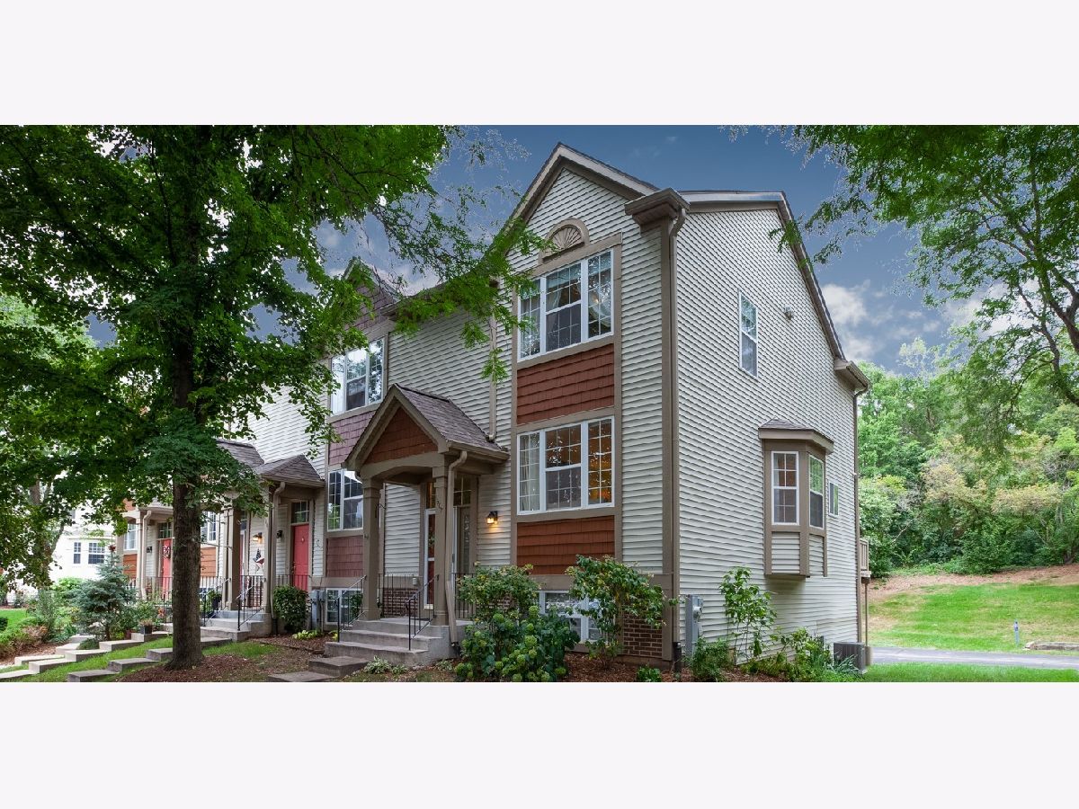 Townhomes Sold Appletree West Chicago Illinois, 1607 Orchard