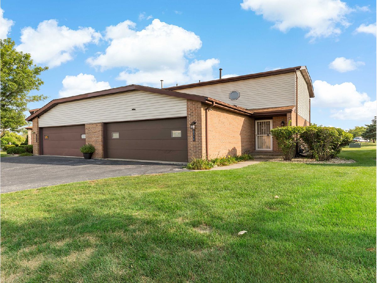 Homes & Townhomes Sold Lake Lynwood Lynwood Illinois, 19710 Lake Shore Drive