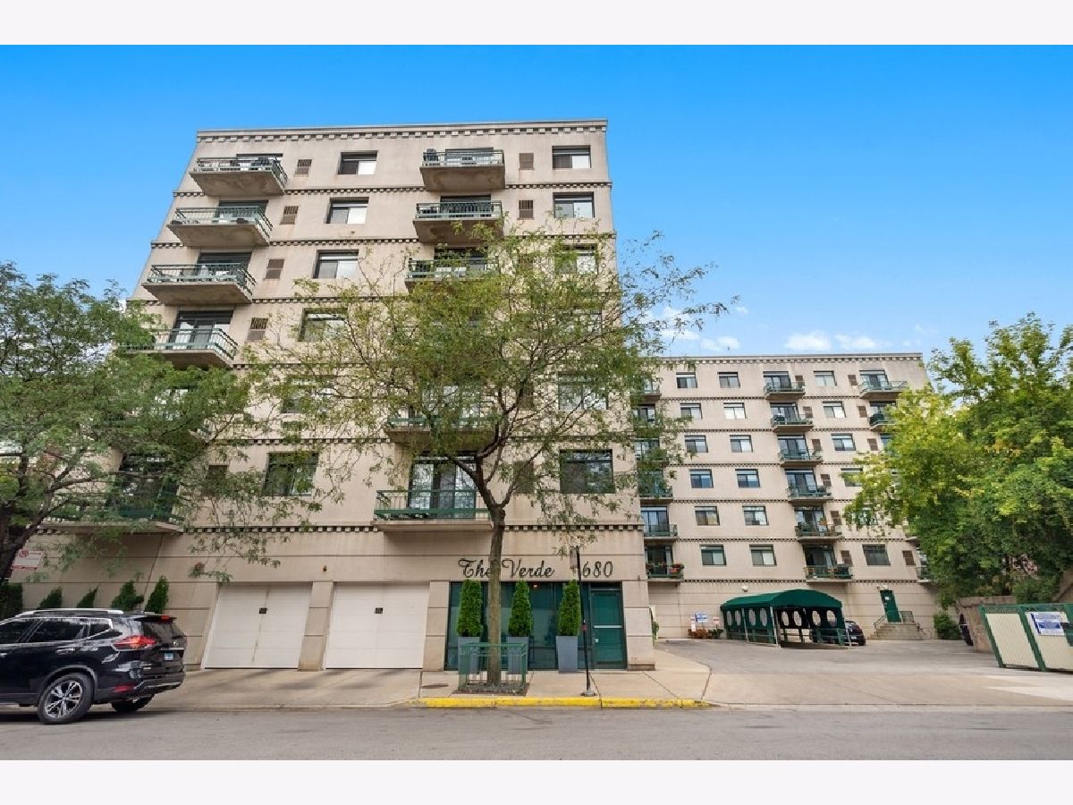 Condominiums Sold The Verde Chicago Illinois, 680 Green