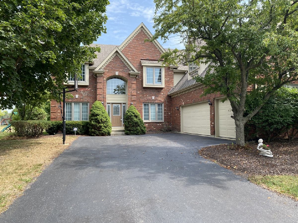 Homes Rented Willow Ridge Naperville Illinois, 2720 Willow Ridge