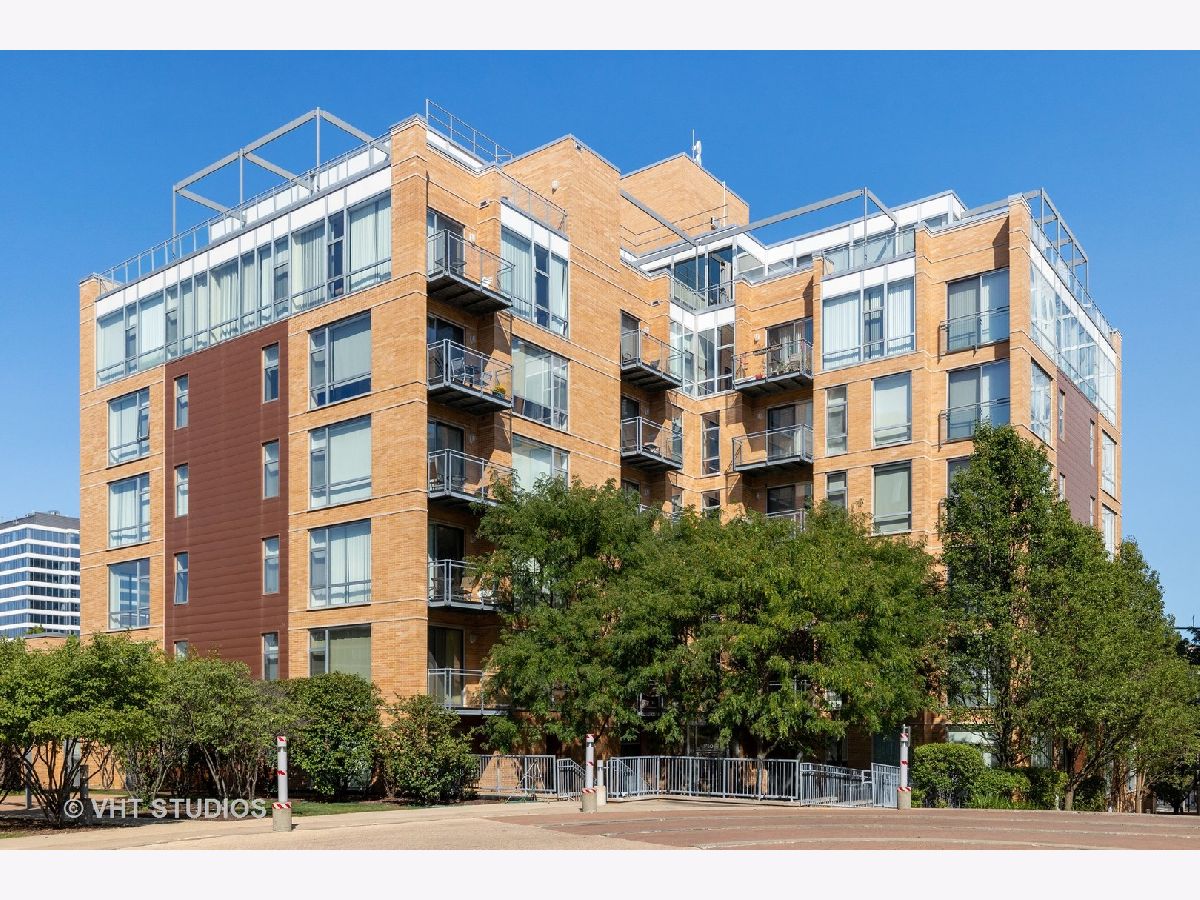 Condominiums Sold Sienna Evanston Illinois, 1740 Oak