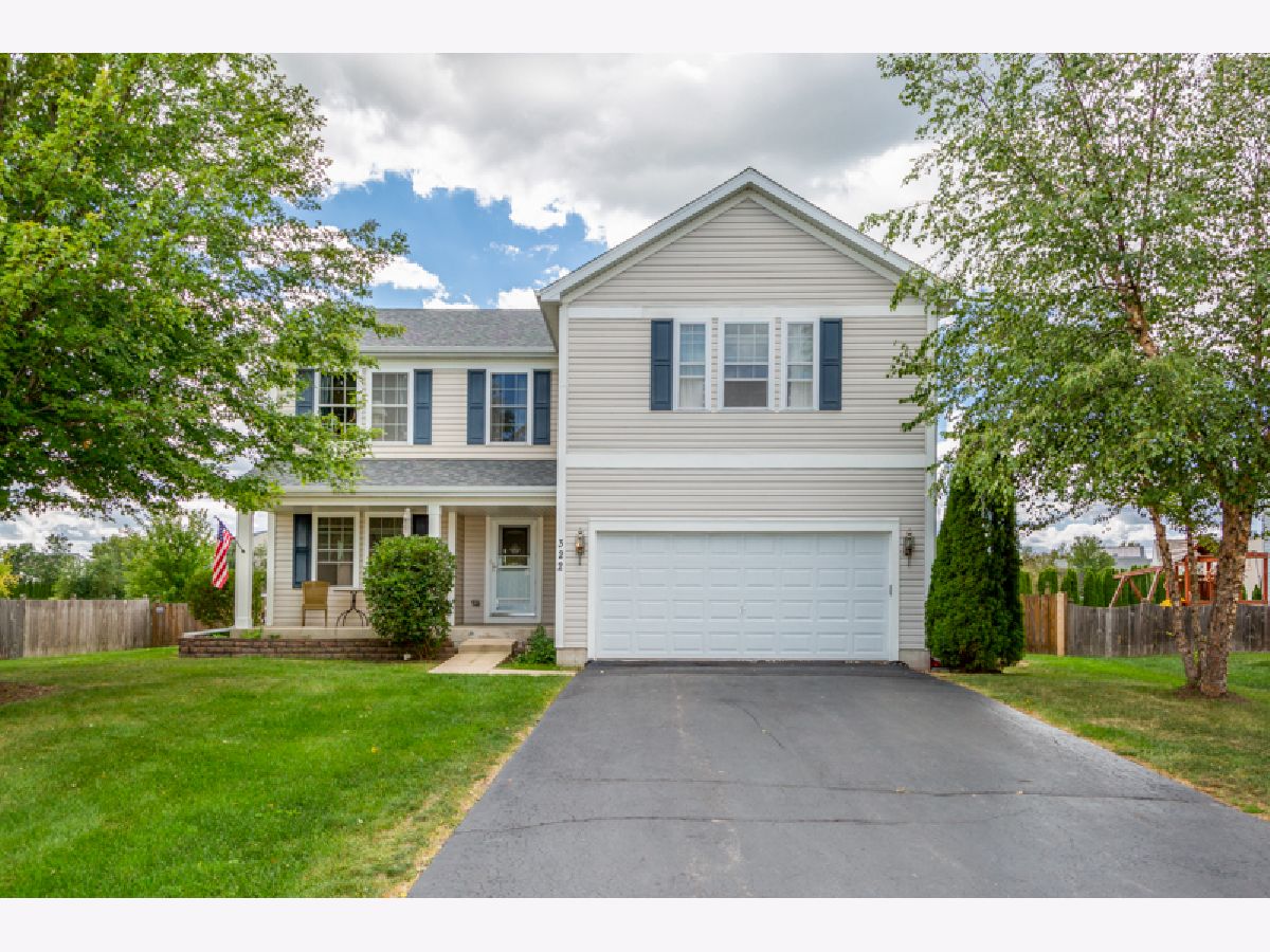 Homes & Condos & Townhomes Sold Prairie Green Poplar Grove Illinois, 322 Briarwood