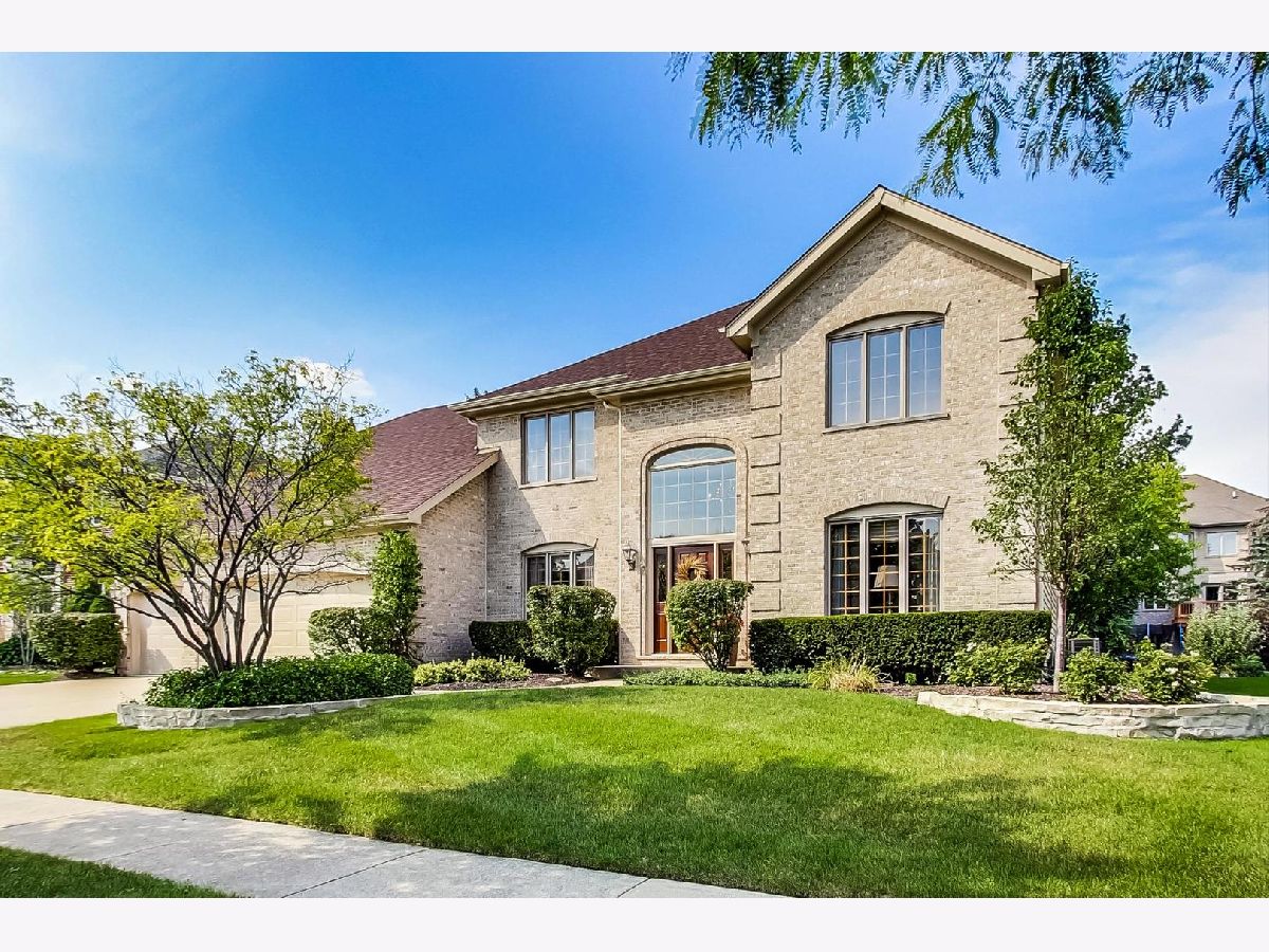 Homes Sold Internationale Estates Woodridge Illinois, 920 Stonebridge
