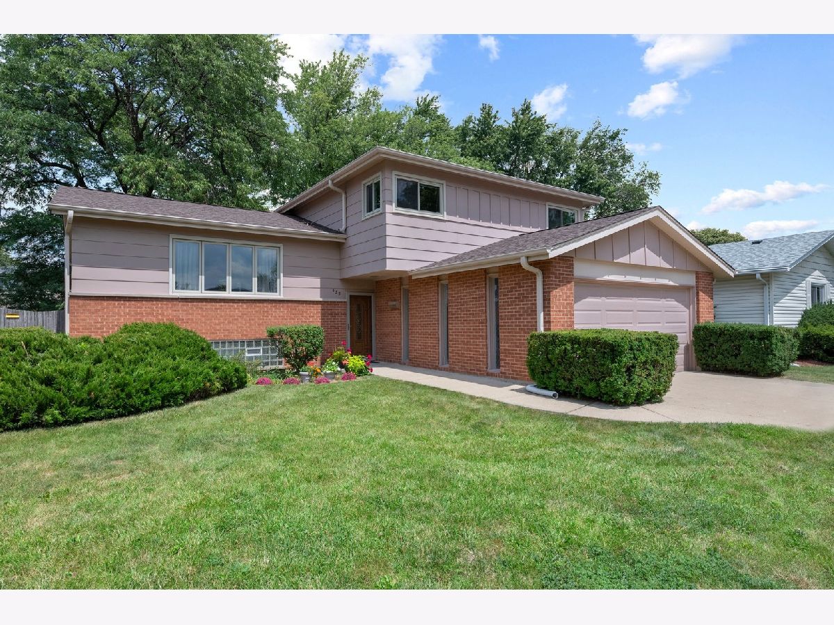 Homes Sold Melody Lane Lombard Illinois, 322 Edson
