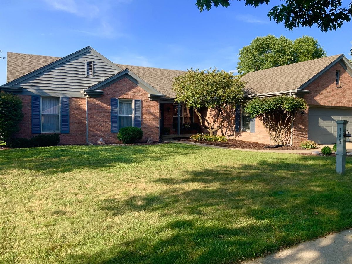 Homes & Condos & Townhomes Sold Lake Devonshire Champaign Illinois, 1408 Theodore