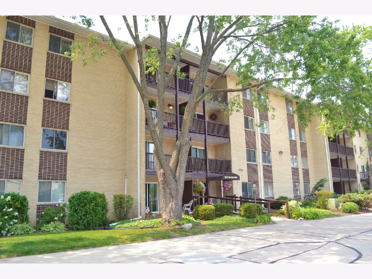 Condominiums Sold Country Acres Des Plaines Illinois, 640 Murray