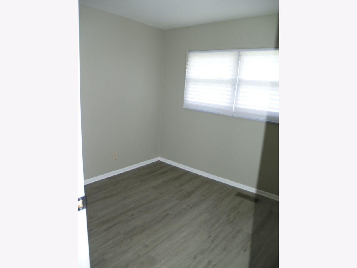 Homes Rented Indian Hills Sauk Village Illinois, 22415 Clyde