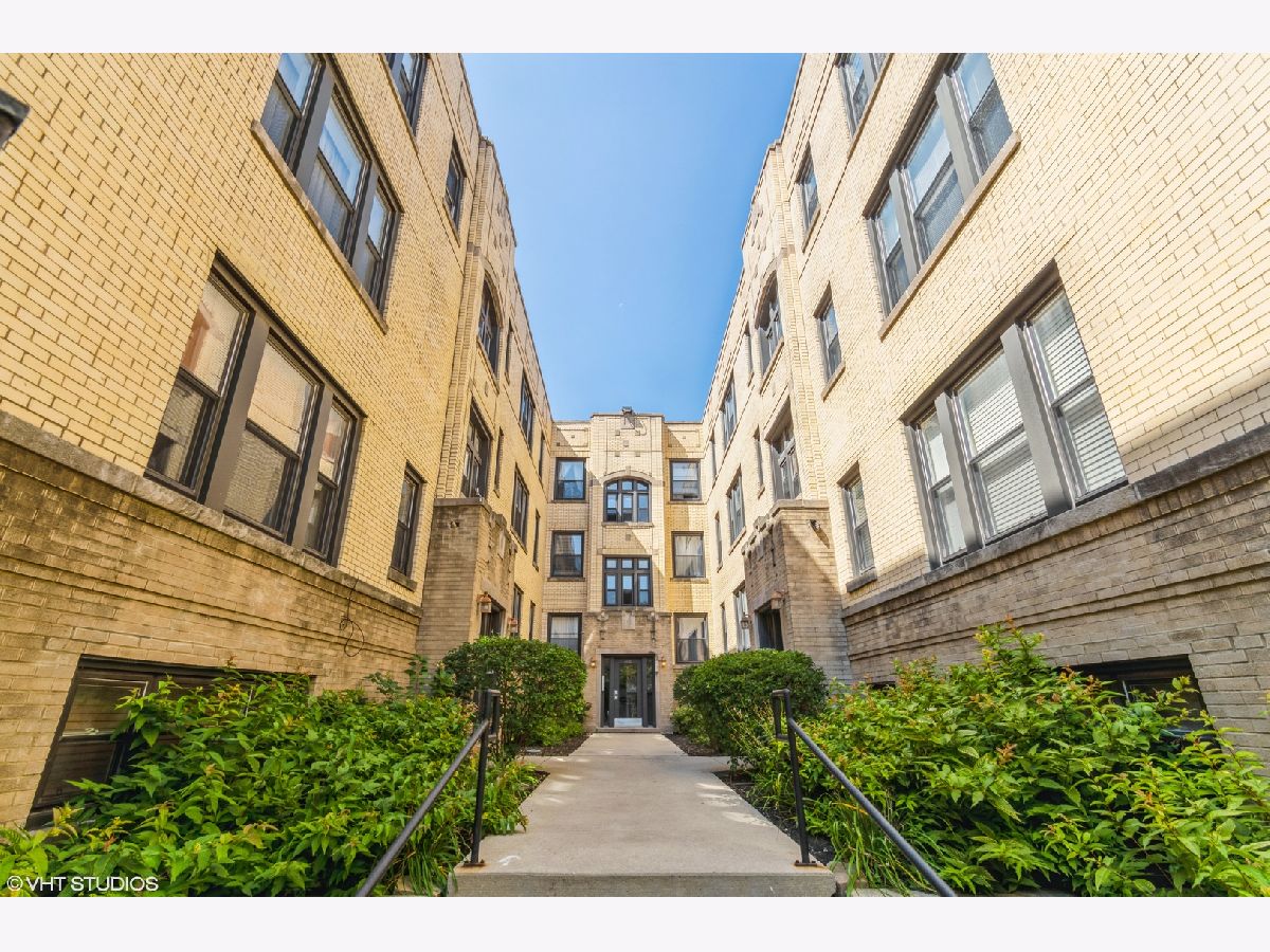 Condos & Townhomes Sold Eastwood Court Chicago Illinois, 4640 Albany