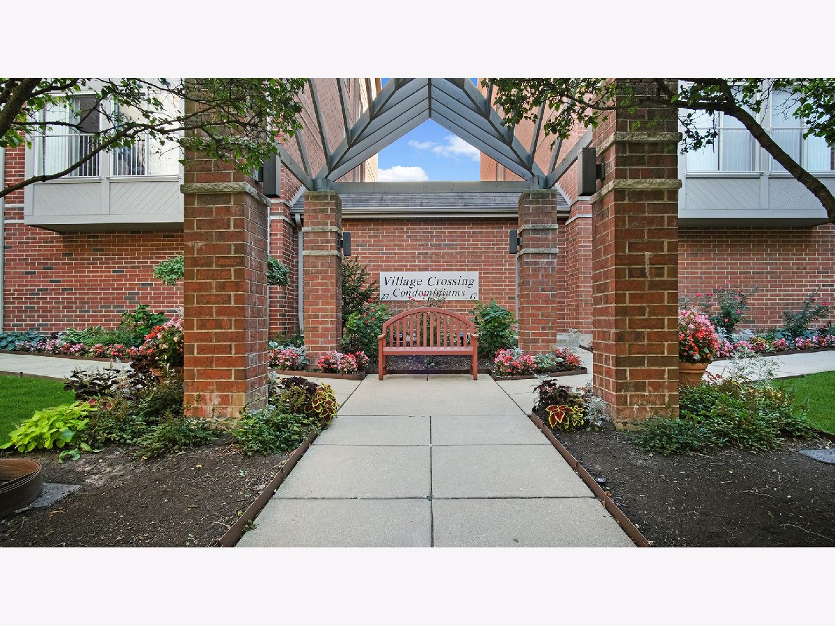 Condominiums Sold Village Crossing Roselle Illinois, 27 Hattendorf
