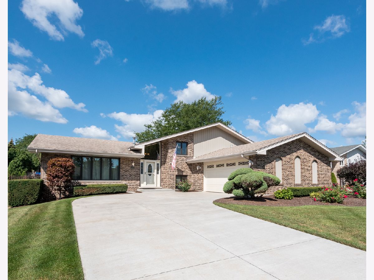 Homes Sold Lancaster South Homer Glen Illinois, 14616 West Abbott