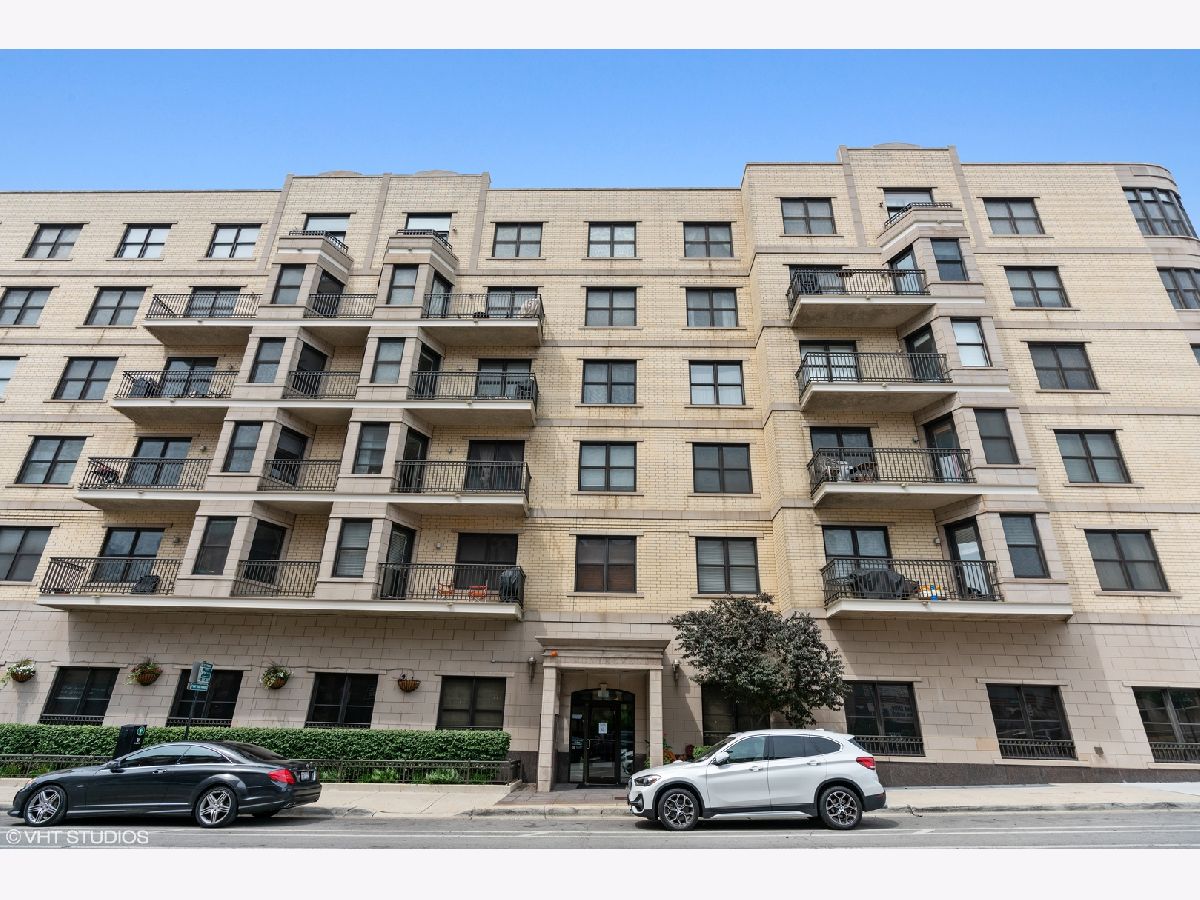 Condominiums Sold The Montrevelle Chicago Illinois, 520 Halsted