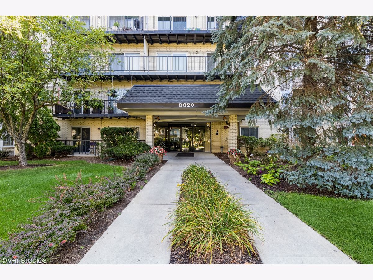Homes & Condominiums Sold Morton Grove Morton Grove Illinois, 8620 Waukegan