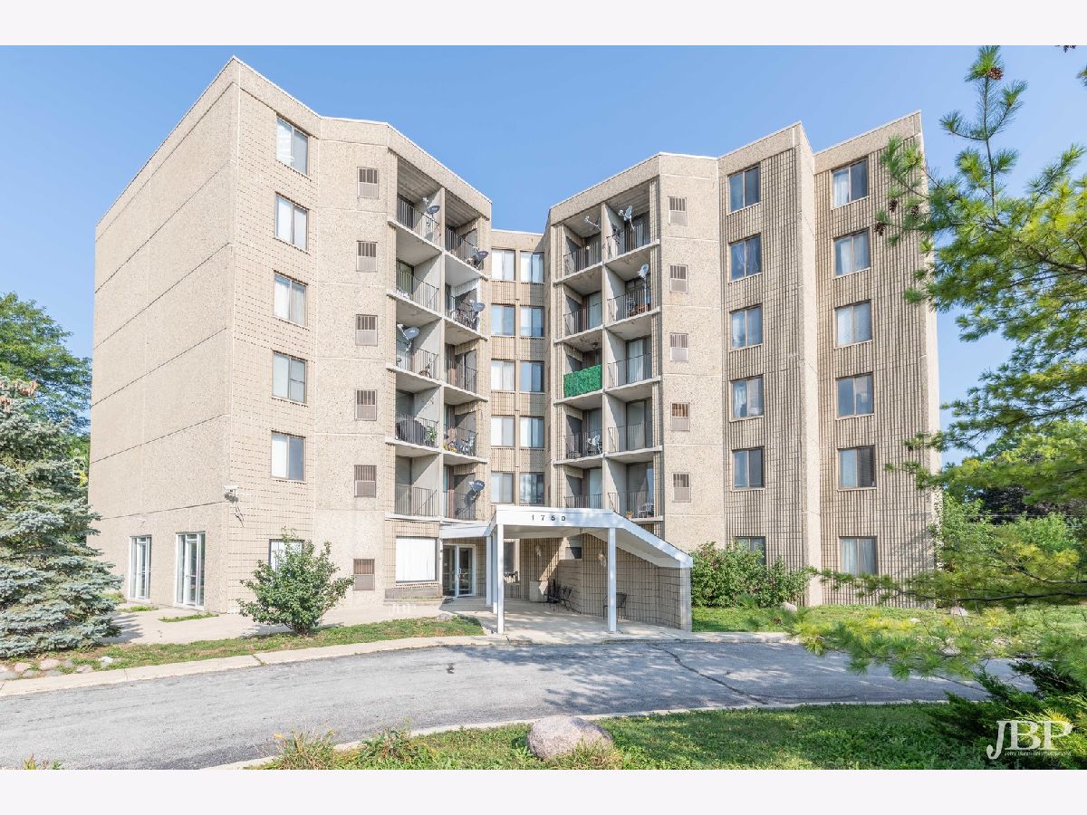Condominiums Sold Marywood Towers Aurora Illinois, 1750 Marywood