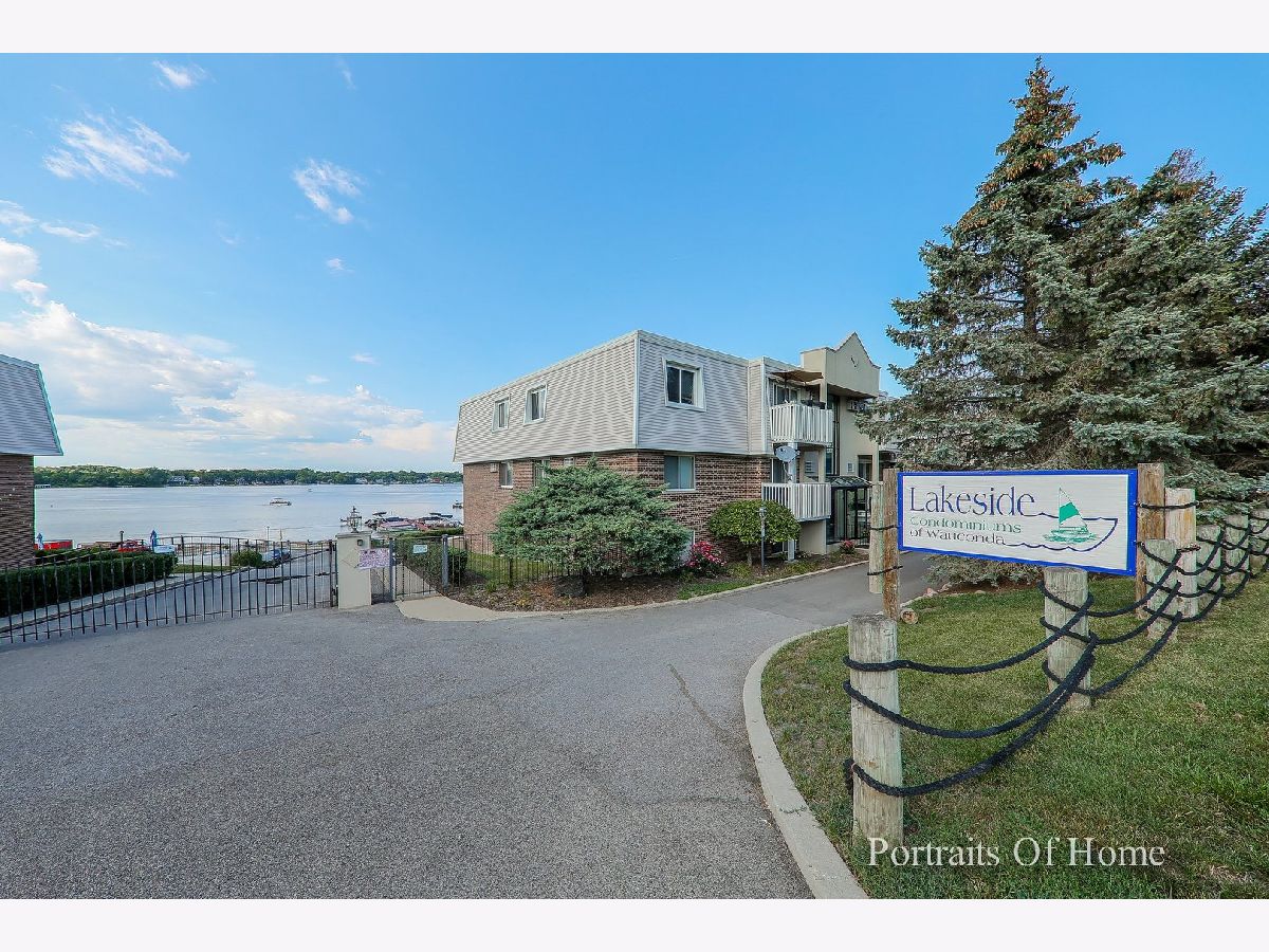 Condominiums Sold Lakeside Condos Wauconda Illinois, 213 Liberty
