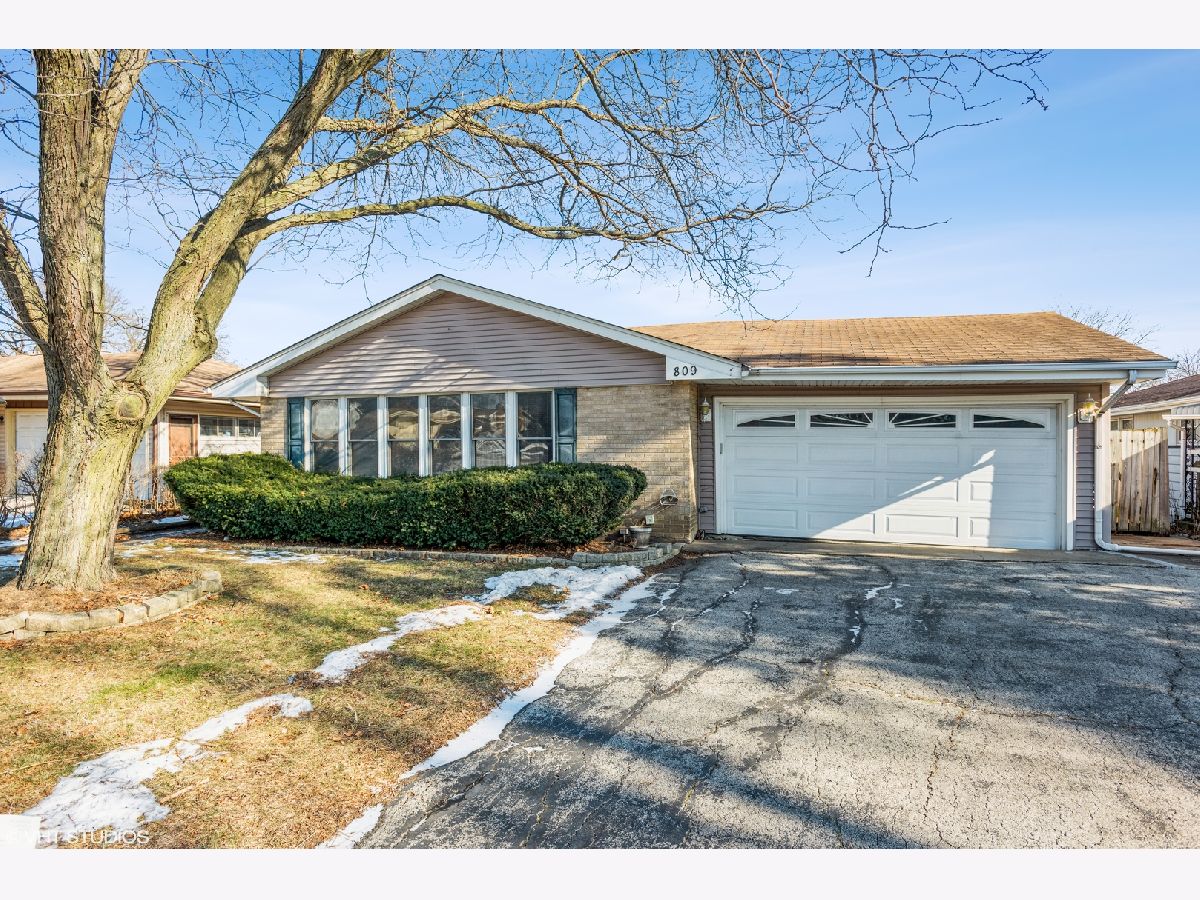 Homes & Condos & Townhomes Sold Brentwood Terrace Bensenville Illinois, 809 York