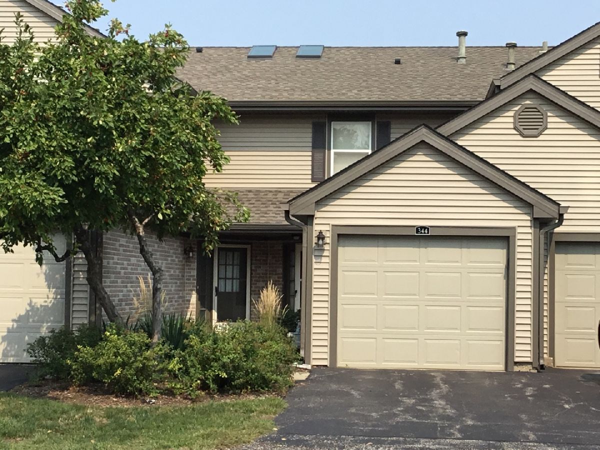 Townhomes & Condos Sold Buttercreek Hoffman Estates Illinois, 344 Grissom