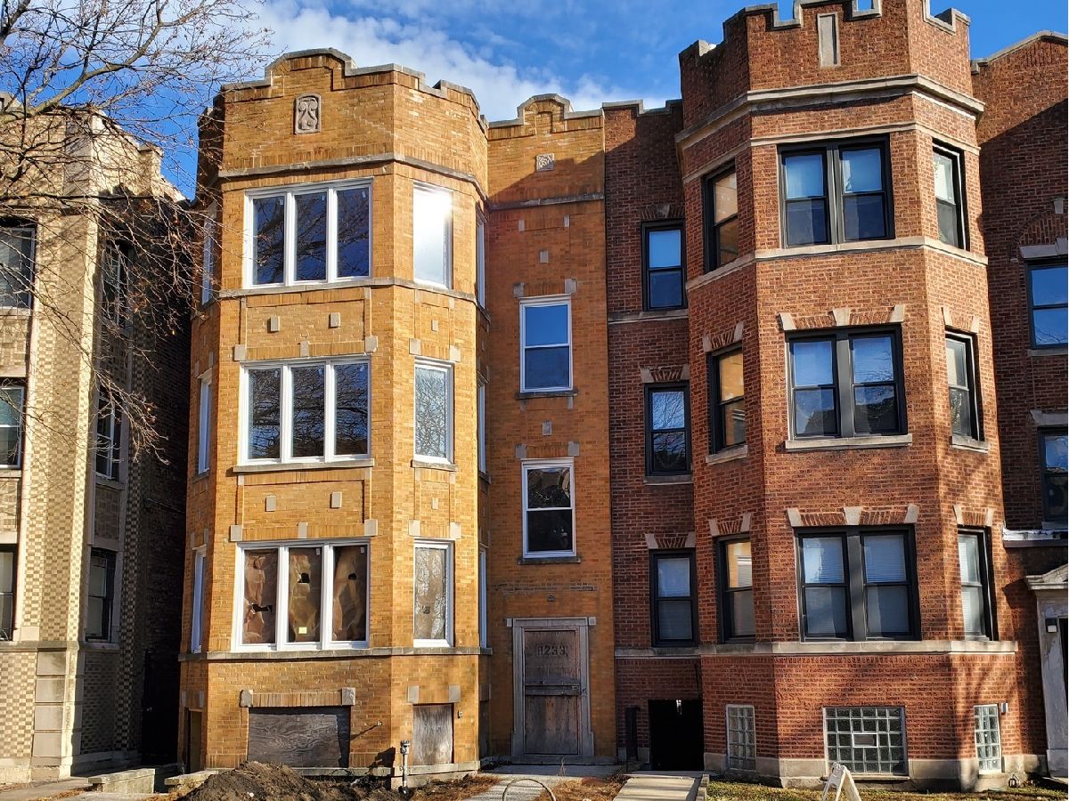Homes Sold Cornell Chicago Illinois, 8233 Maryland