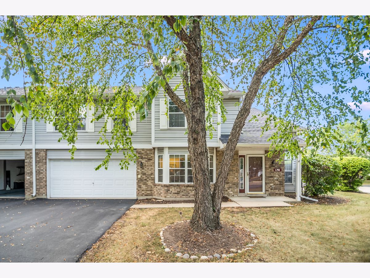Townhomes Sold Cambridge At The Reserves Plainfield Illinois, 13914 Cambridge