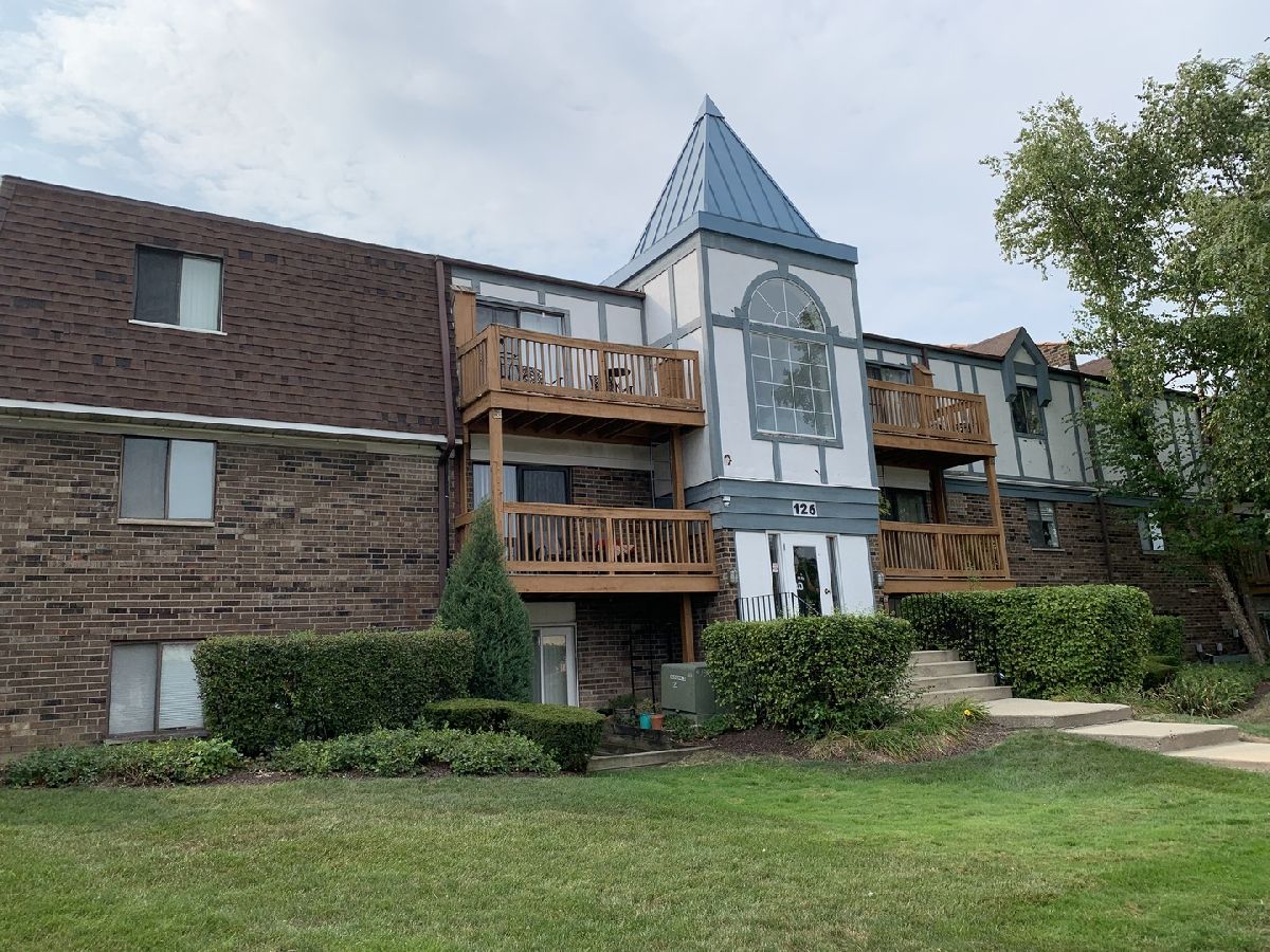 Condominiums Sold La Londe Place Addison Illinois, 126 La Londe