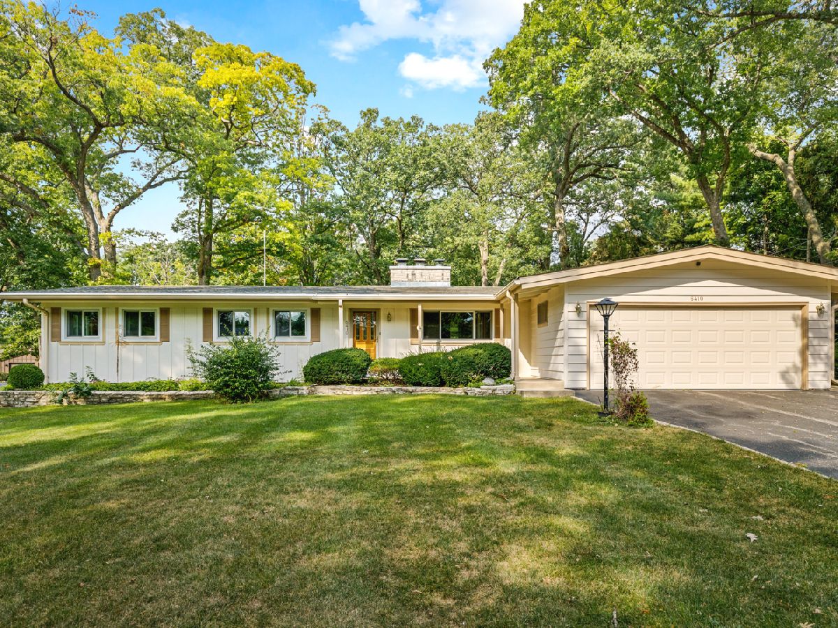 Homes Sold Walkup Country Woods Crystal Lake Illinois, 6410 Abendroth