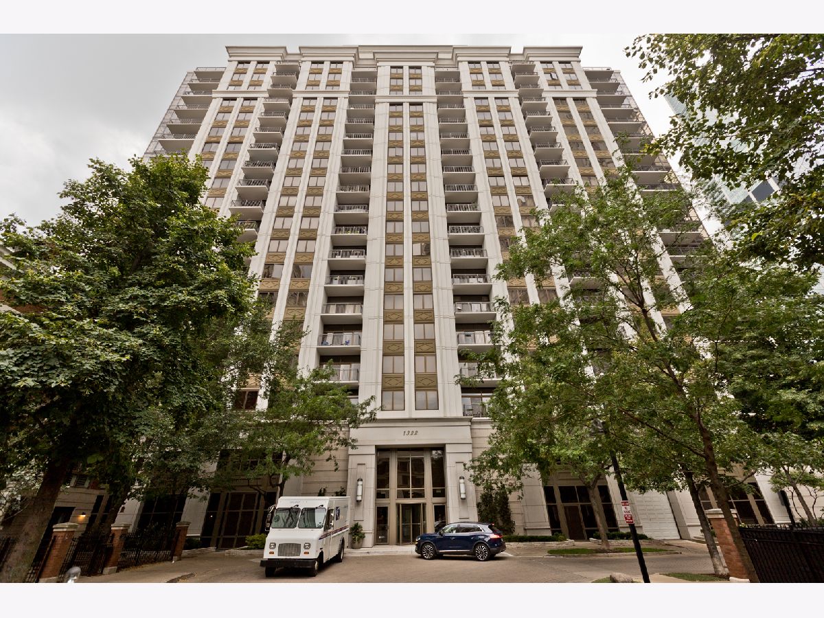 Condominiums Rented Museum Park Tower Chicago Illinois, 1322 Prairie