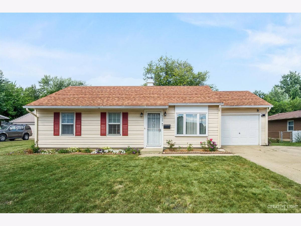 Homes Sold Beau Ridge Aurora Illinois, 725 Cedardale