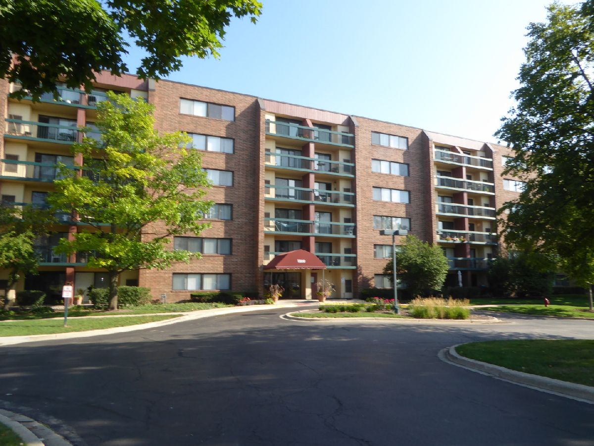 Condominiums Sold Morningside Park Hoffman Estates Illinois, 1800 Huntington
