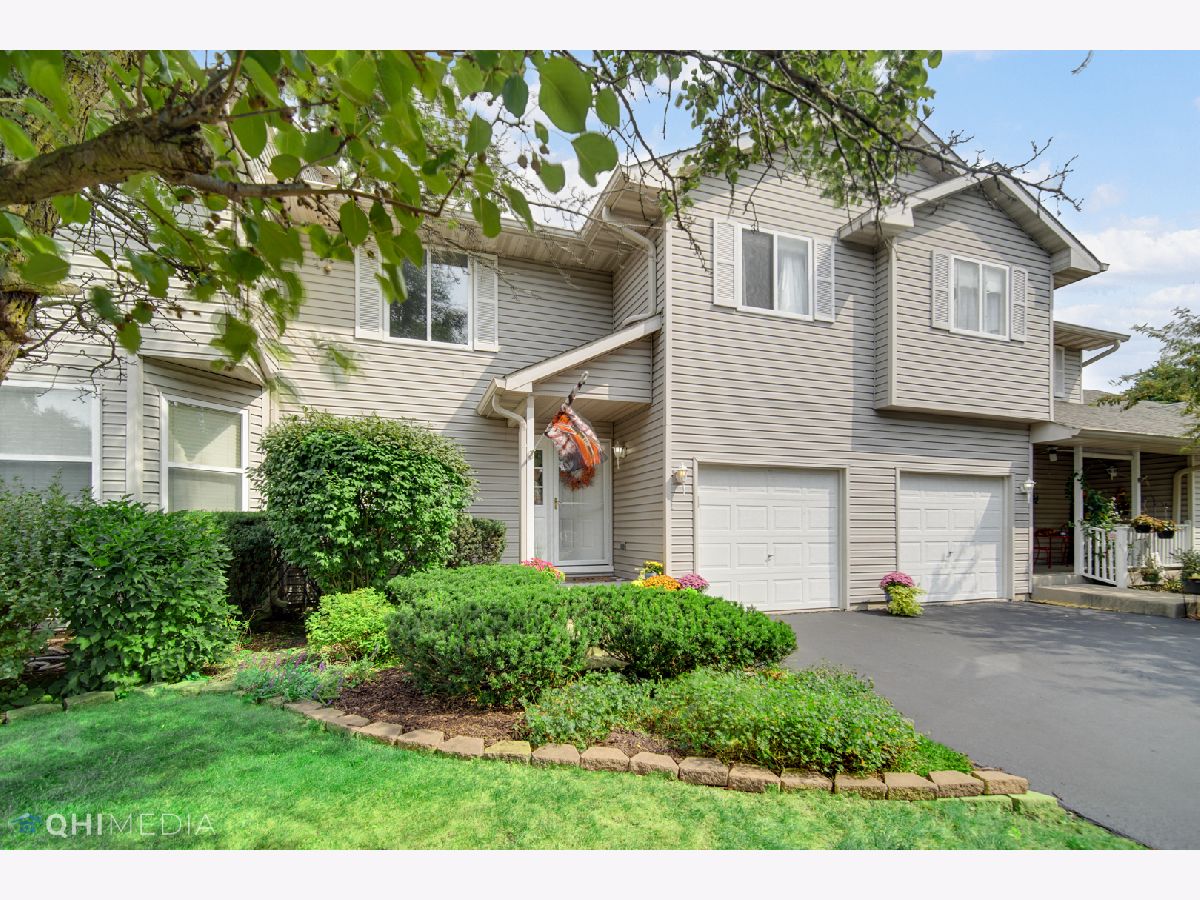 Townhomes Sold Deer Run Estates Joliet Illinois, 4203 Fawn