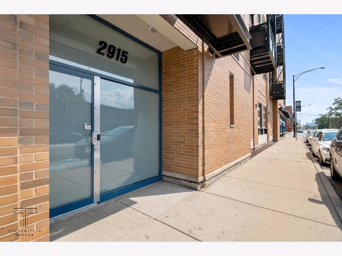 Condominiums Sold Welbourn Row Chicago Illinois, 2915 Clybourn