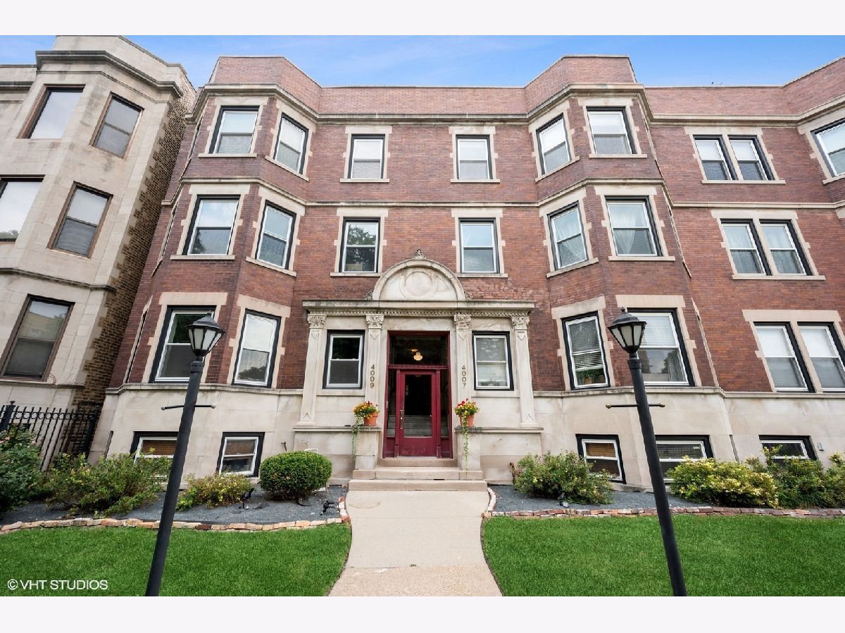 Condominiums Sold Buena Park Condos Chicago Illinois, 4009 Kenmore