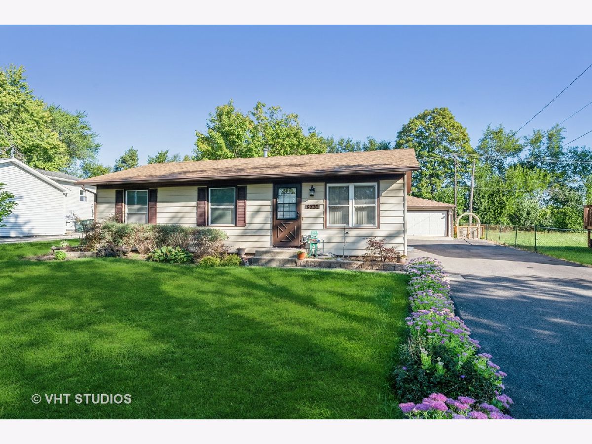 Homes Sold North Hills Mundelein Illinois, 19522 Harvard