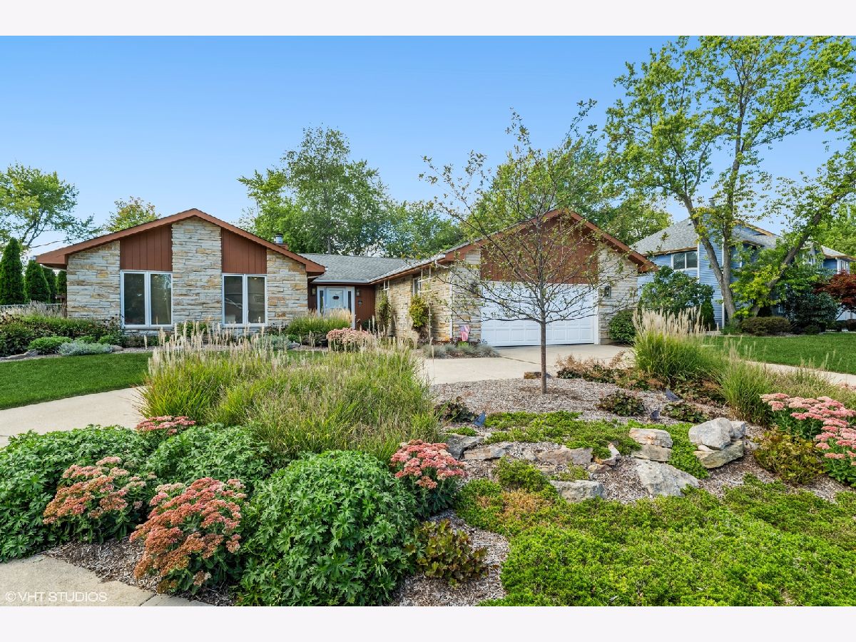 Homes Sold Mallard Ridge Lindenhurst Illinois, 300 Quail