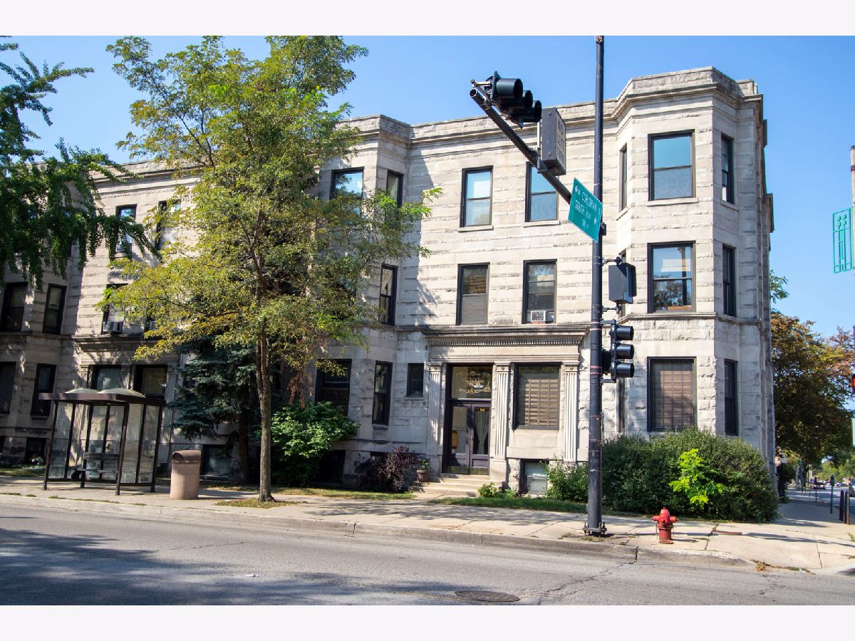 Condominiums Sold Victoria Manor Oak Park Illinois, 344 Austin