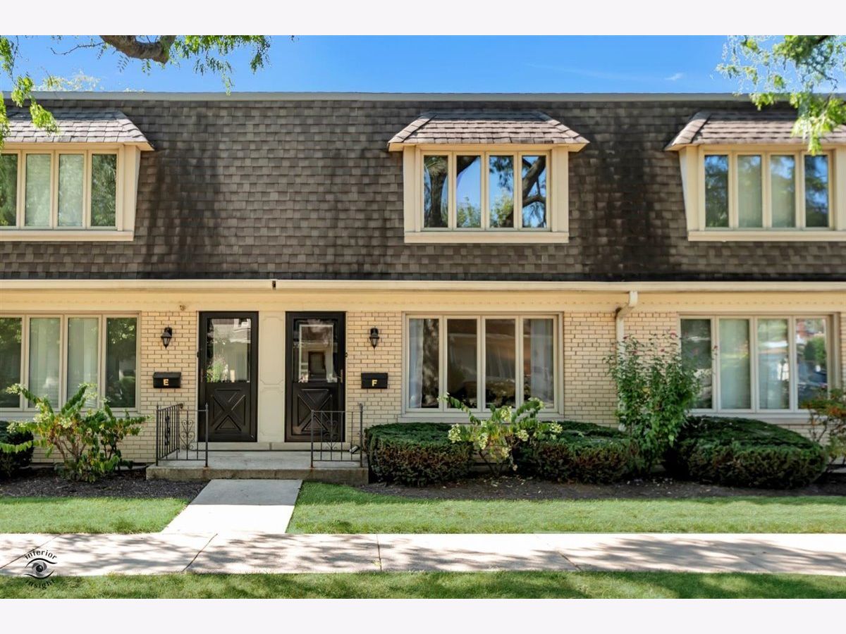Townhomes & Condos Sold Academy Townhomes Chicago Illinois, 2120 111th