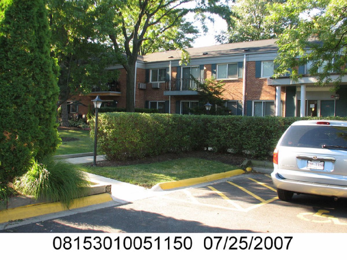 Condominiums & Homes Rented Brittany Place Arlington Heights Illinois, 2407 Goebbert